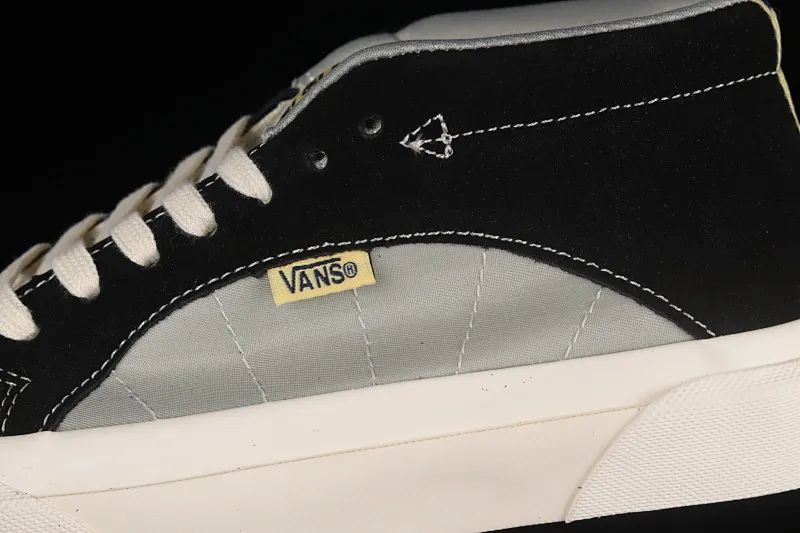All categories Vans Vans series Vans Mid Vans China Vans Th Snake Trail Lx joint model China casual sneakers VN0A4UWR26M